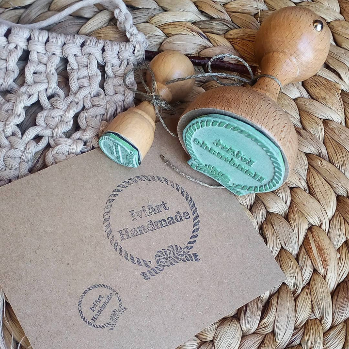 Stempel z logo okrągły
